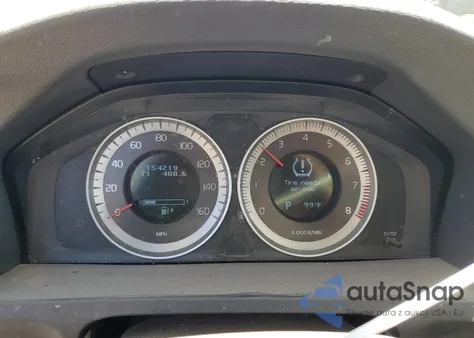 2013 Volvo S60 T5 z USA, uszkodzony, nr VIN YV1612FH7D2191517